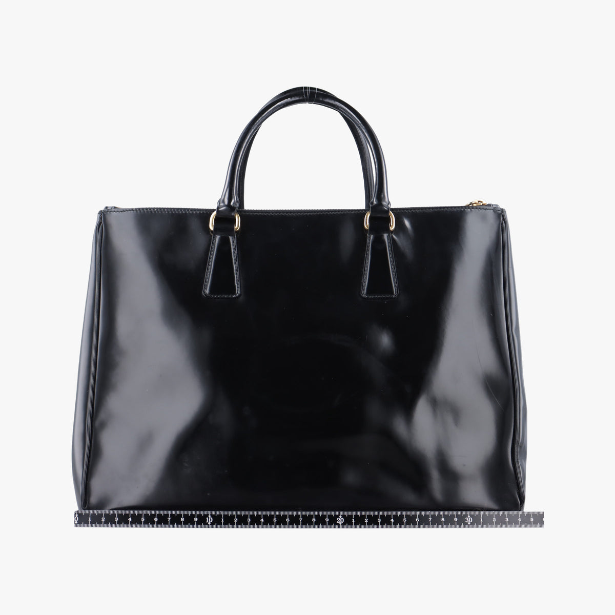 Pre-owned Prada Galleria Black patent 1BA274 handbag | stylenewstar