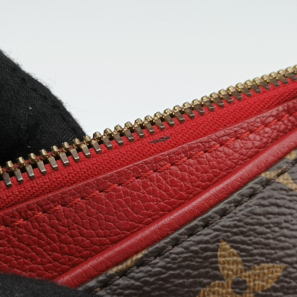 Pre-owned Louis Vuitton PALLAS brown×CERISE Monogram Canvas×calf leather M41175 shoulderbag | stylenewstar