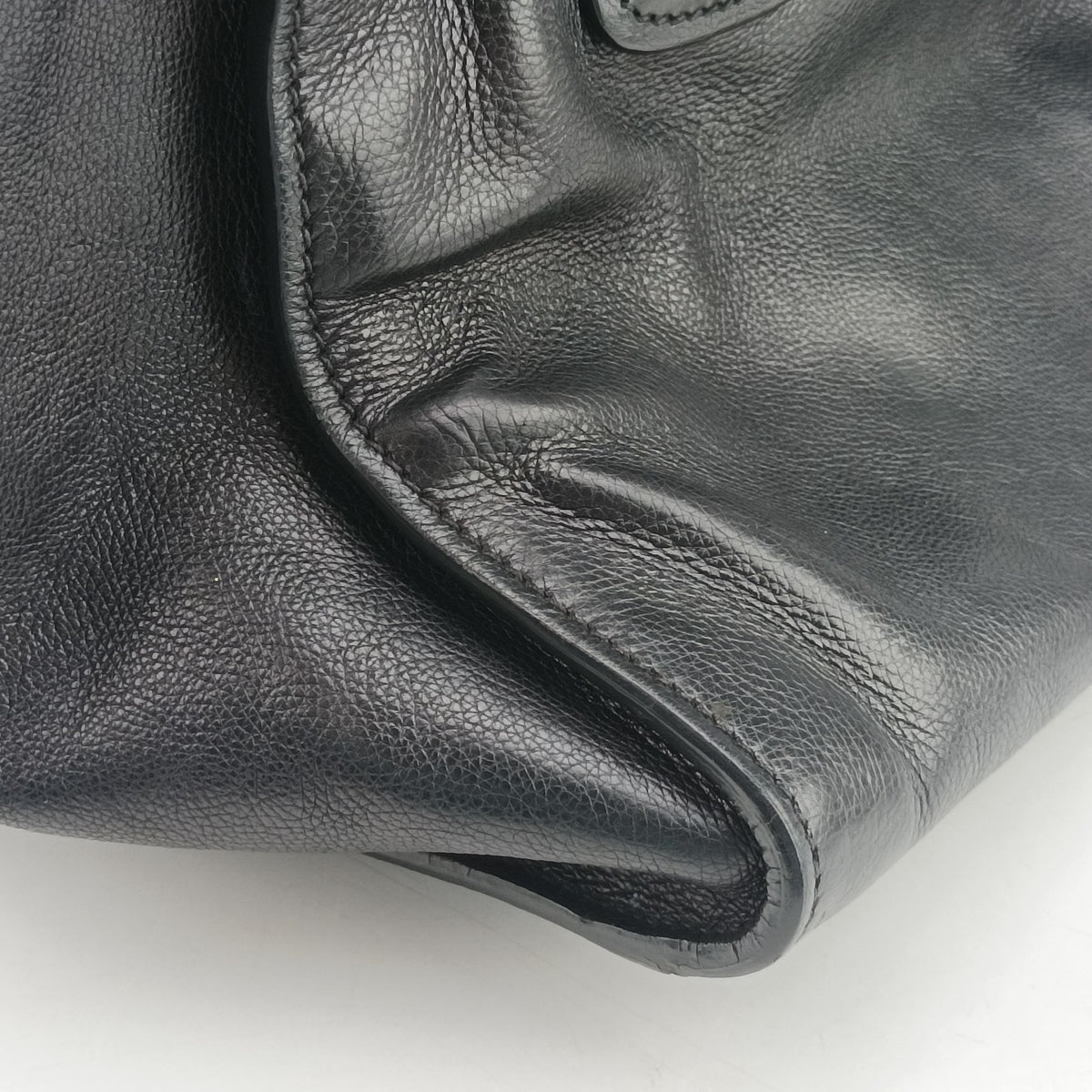 Pre-owned Prada Twin Pocket Winged Tote Black Leather BN2619 handbag | stylenewstar