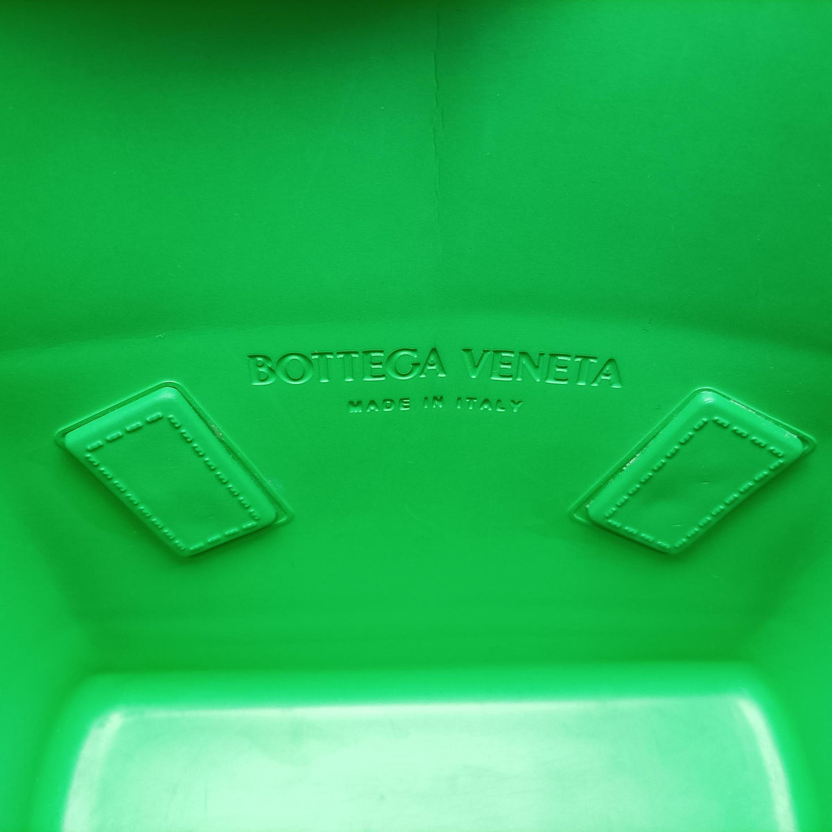 Pre-owned Bottega Veneta The Arco Green Rubber  handbag | stylenewstar