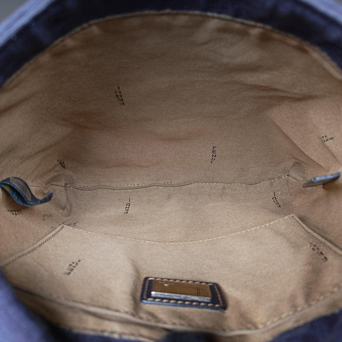 Secondhand Fendi Zucchino Blue Canvas 8BT075 shoulderbag | stylenewstar