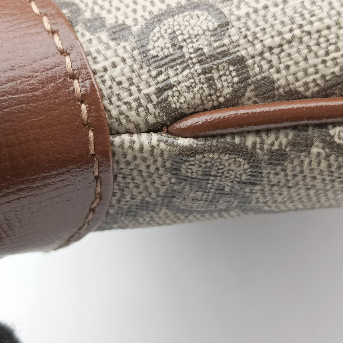 Vintage Gucci Jackie 1961 GG Supreme brown x beige PVC coated canvas×Leather 637092 shoulderbag | stylenewstar