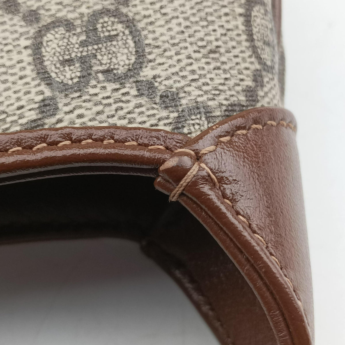 Vintage Gucci Jackie 1961 GG Supreme brown x beige PVC coated canvas×Leather 637092 shoulderbag | stylenewstar