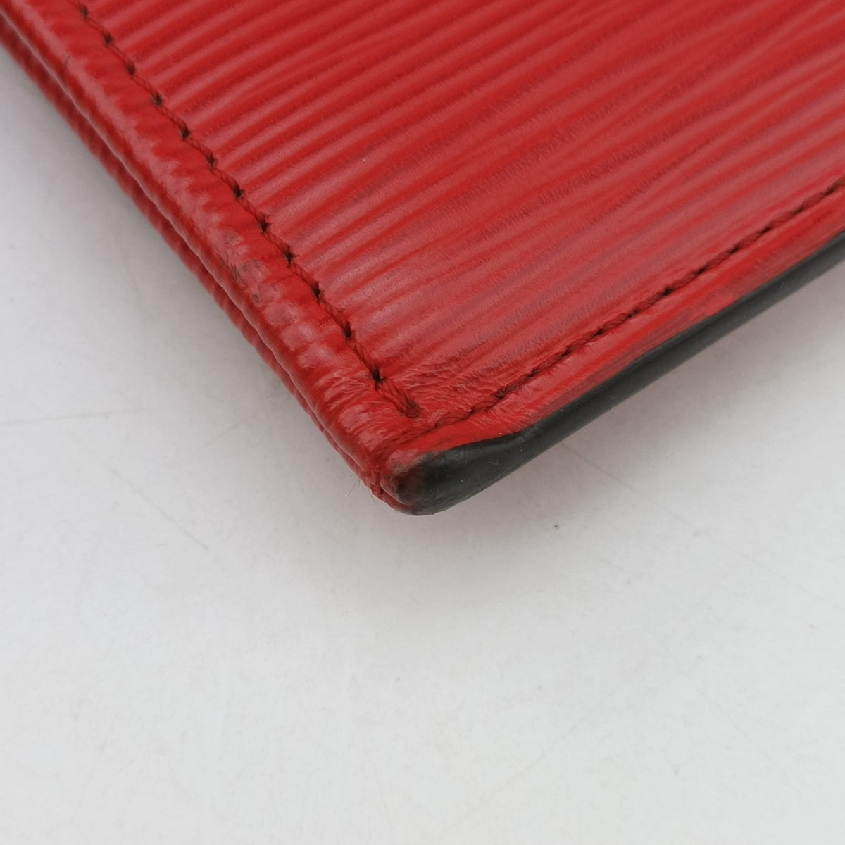 Pre-owned Louis Vuitton Pochette Jour GM Supreme Collaboration ROUGE×white epi M67722 clutchbag | stylenewstar