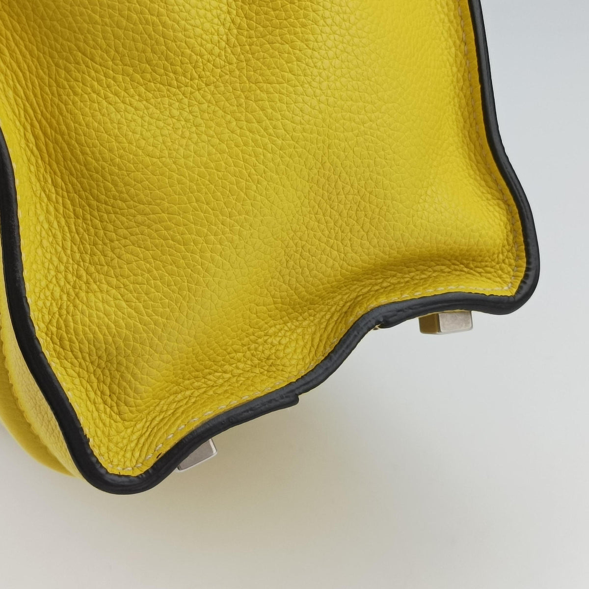 Pre-owned Celine Luggage Micro shopper Yellow Leather  handbag | stylenewstar