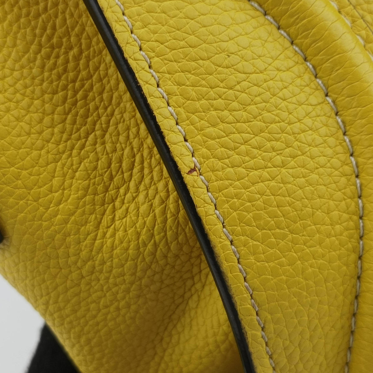 Pre-owned Celine Luggage Micro shopper Yellow Leather  handbag | stylenewstar