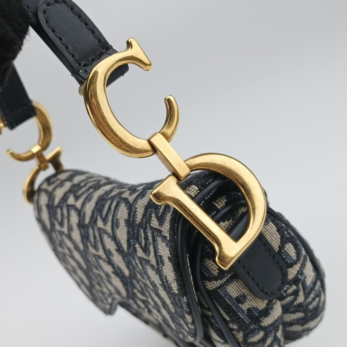 Pre-owned Christian Dior Saddle Navy Jacquard × Leather  handbag | stylenewstar