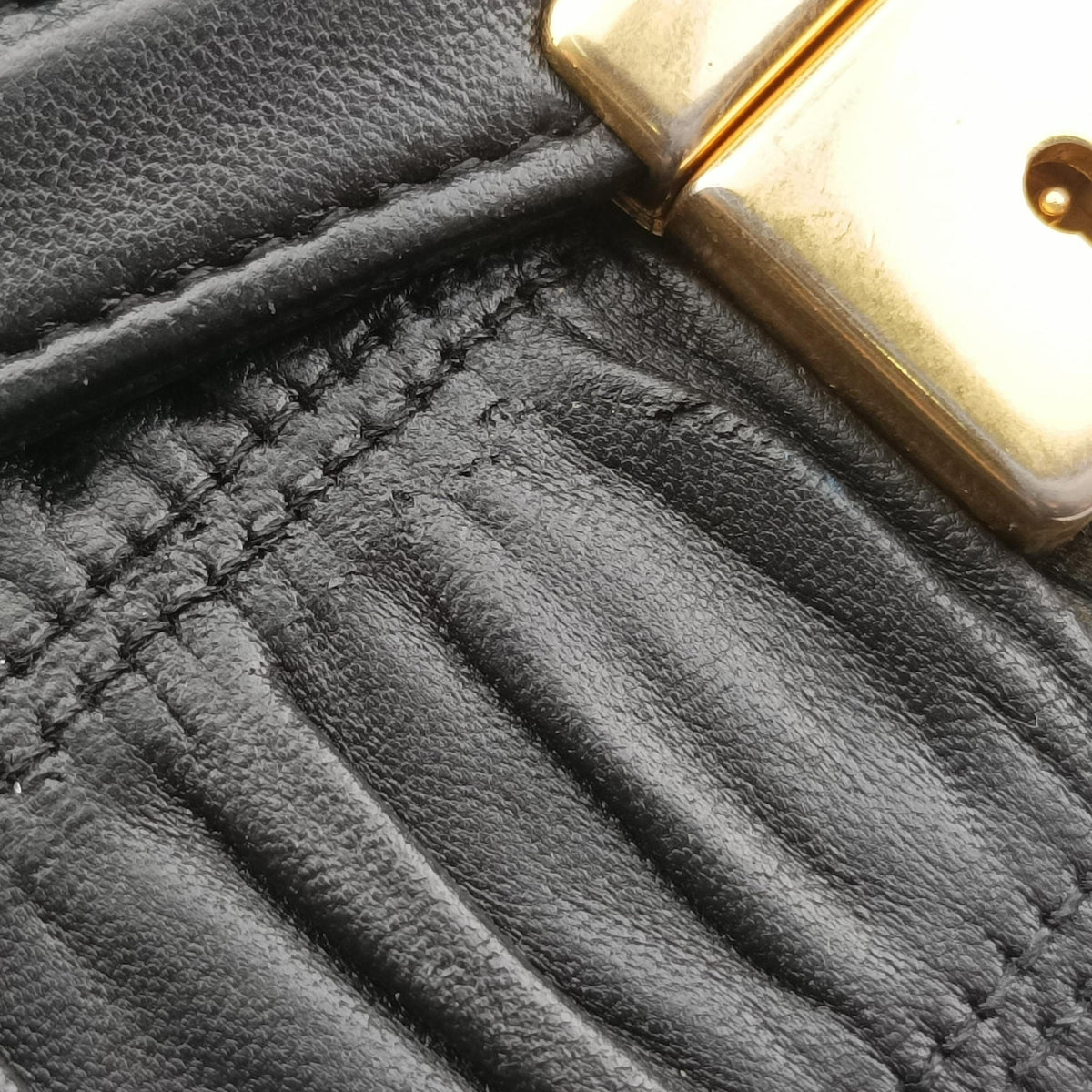 Pre-owned Prada Gaufre Sound Lock Black lambskin  shoulderbag | stylenewstar