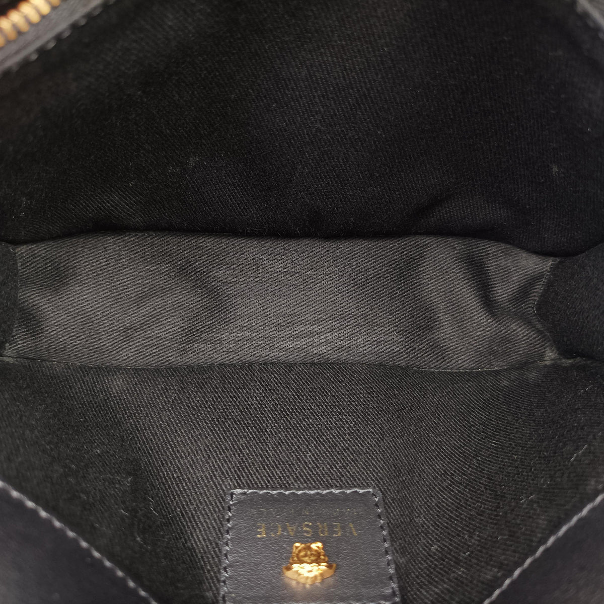 Pre-owned VERSACE Medusa Red×black Leather  shoulderbag | stylenewstar