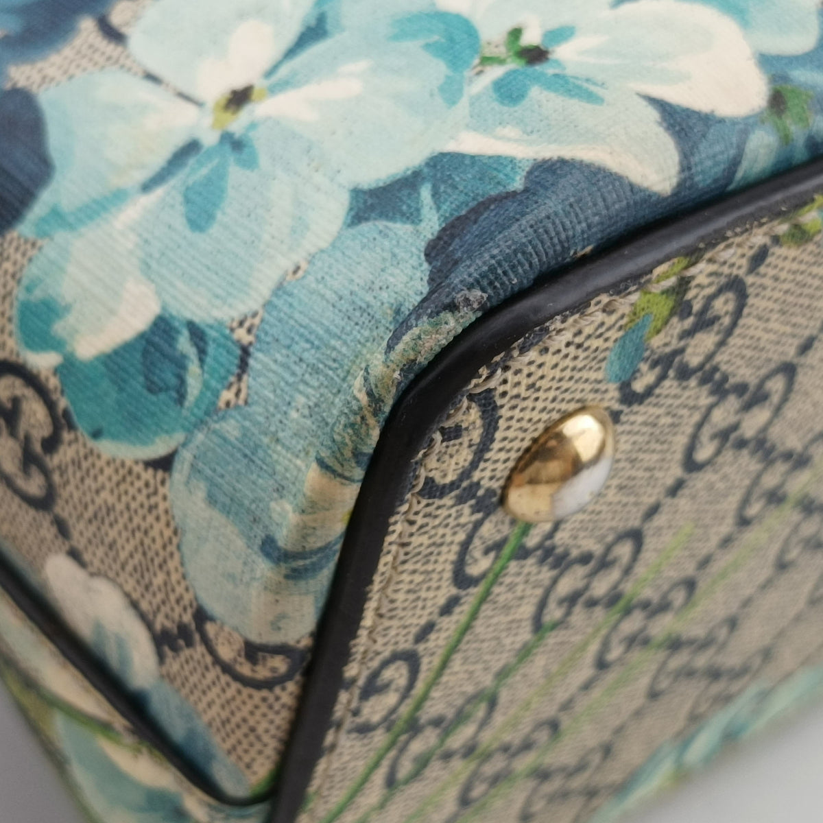 Secondhand Gucci GG Blooms beige×Red×Multicolour PVC coated canvas×Leather 409534 shoulderbag | stylenewstar
