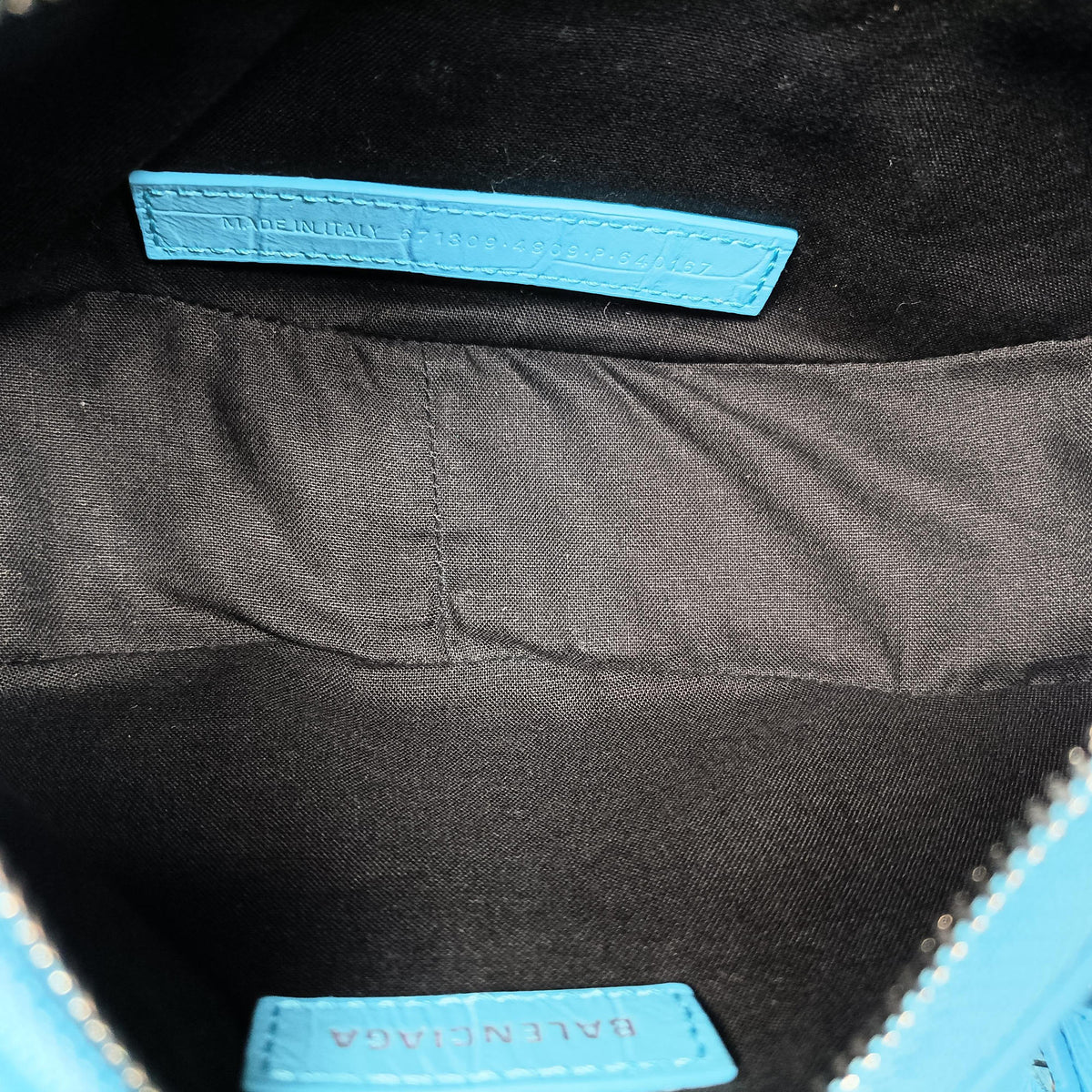 Pre-owned Balenciaga Le Cagole Blue Leather  shoulderbag | stylenewstar