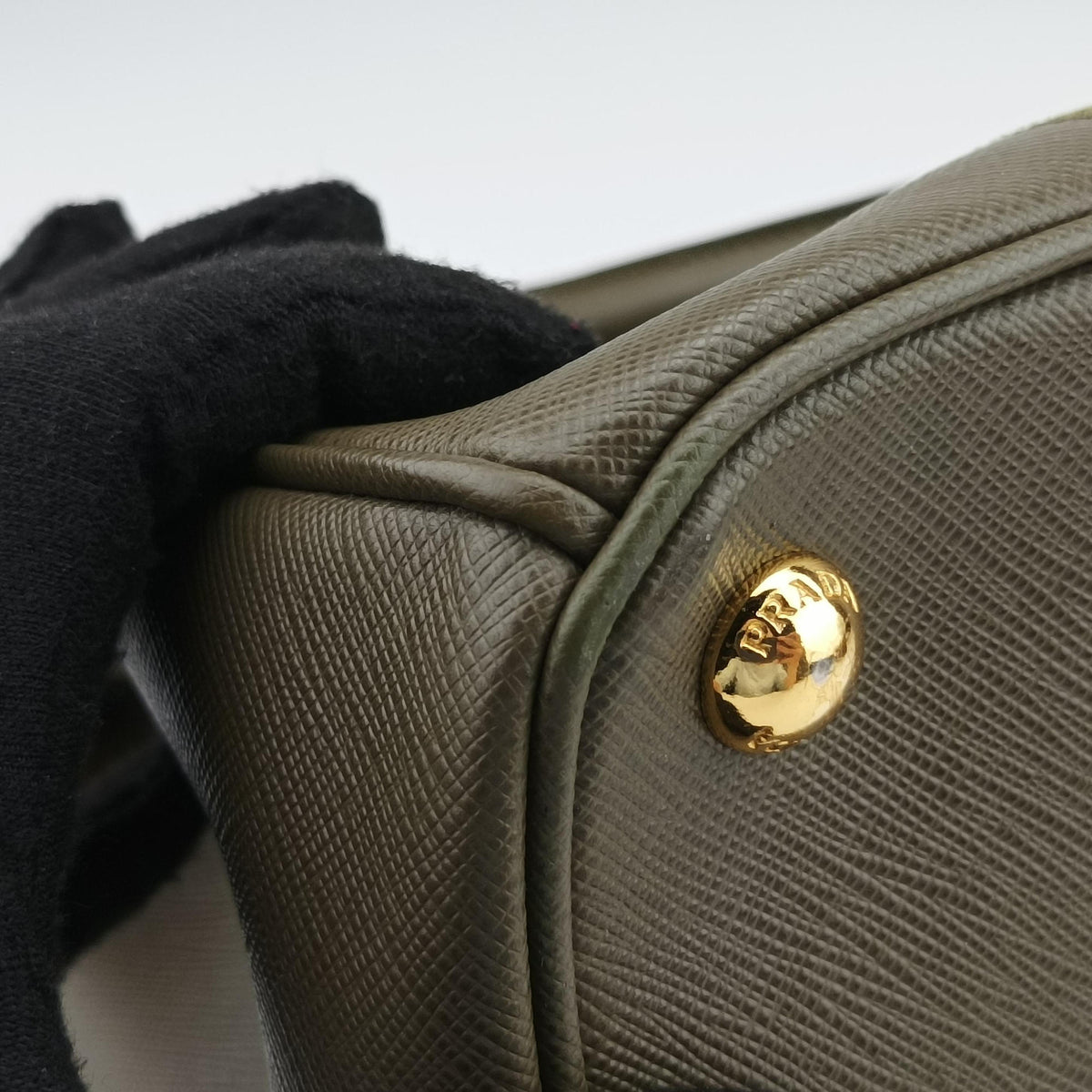 Pre-owned Prada Galleria Green SAFFIANO Leather B2274C handbag | stylenewstar