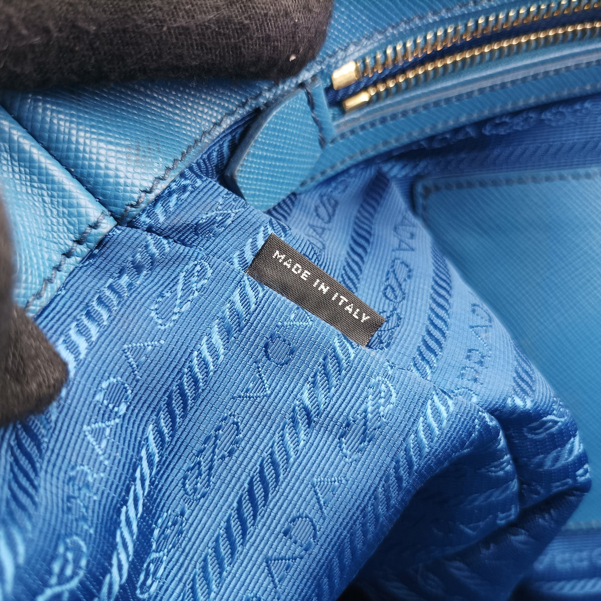Pre-owned Prada Galleria Blue SAFFIANO Leather BN1786 shoulderbag | stylenewstar