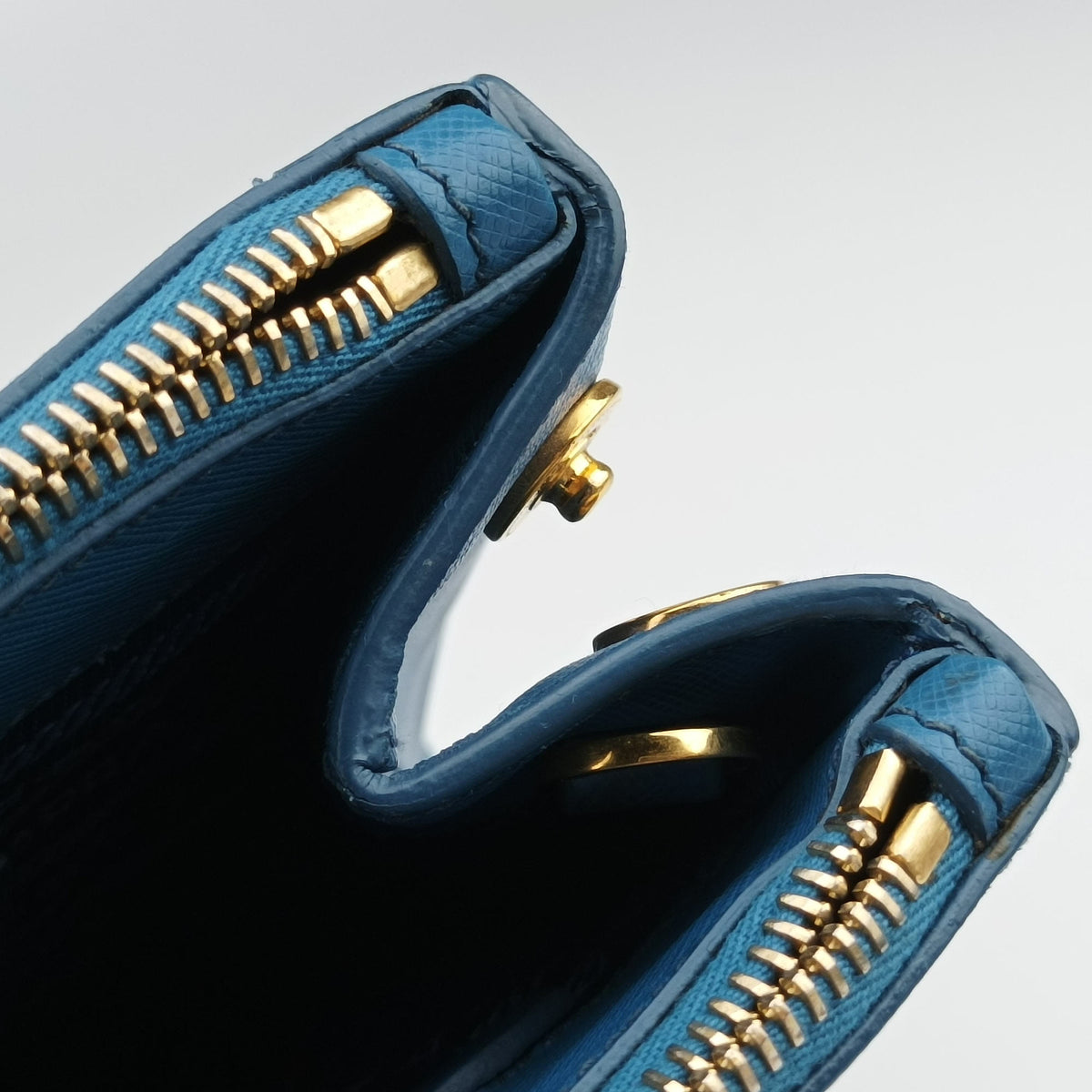 Pre-owned Prada Galleria Blue SAFFIANO Leather BN1786 shoulderbag | stylenewstar