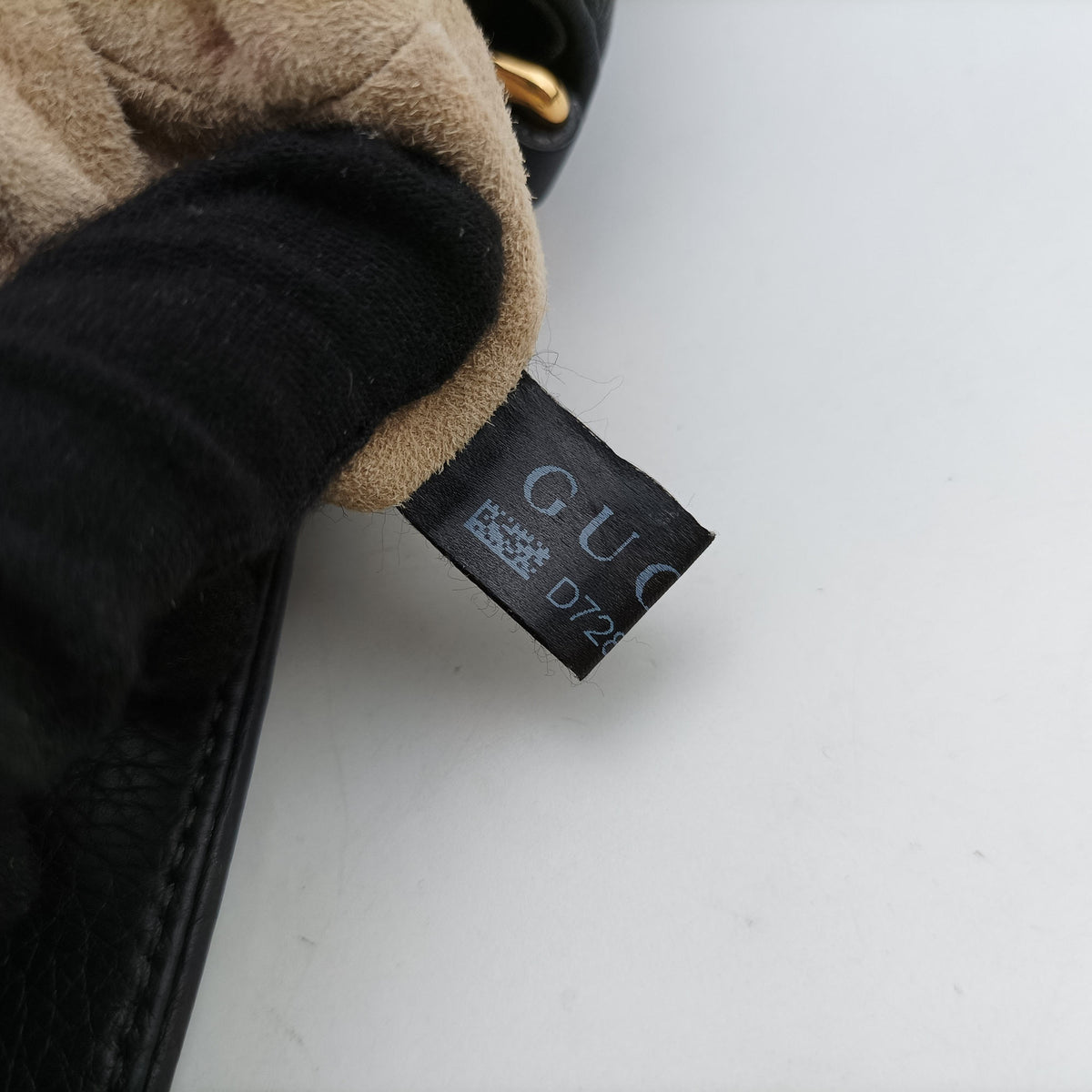Pre-owned Gucci 1973 Double G Black Leather 251821 shoulderbag | stylenewstar