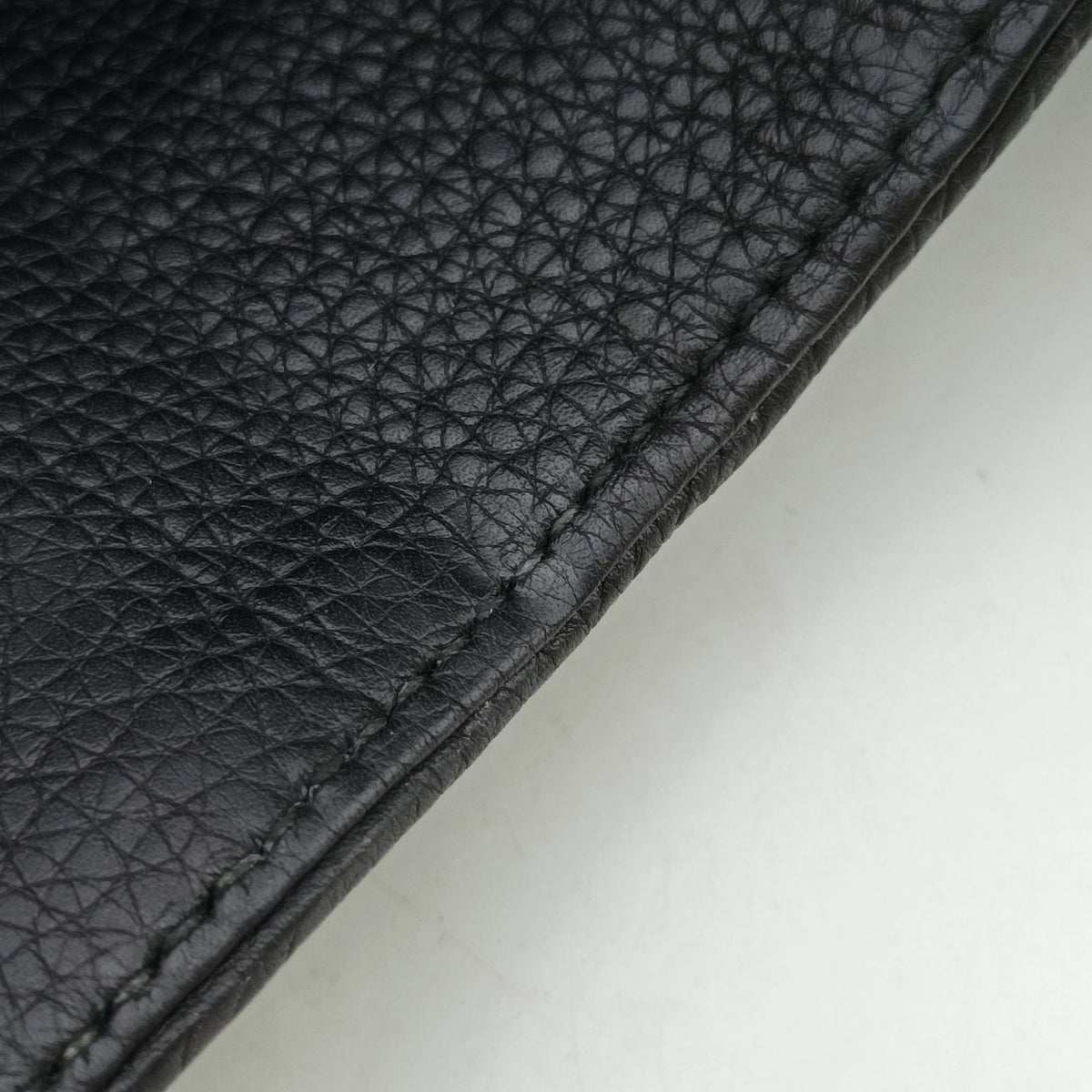 Pre-owned Gucci 1973 Double G Black Leather 251821 shoulderbag | stylenewstar