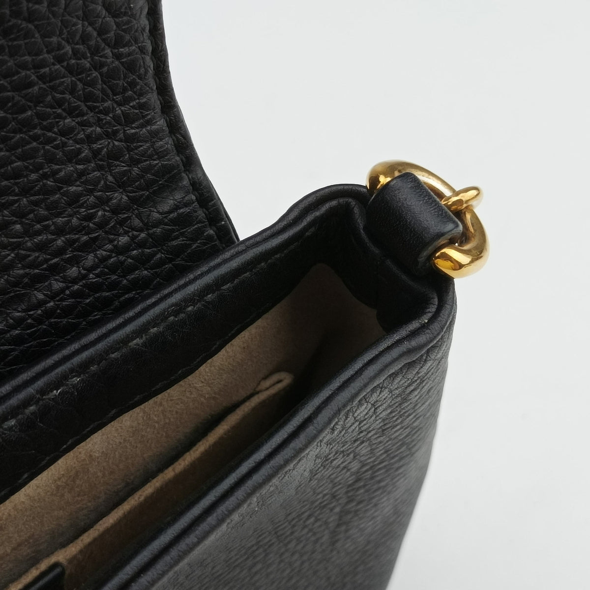 Pre-owned Gucci 1973 Double G Black Leather 251821 shoulderbag | stylenewstar