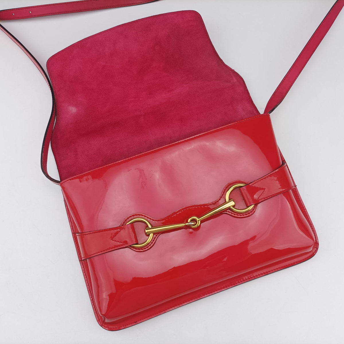 Pre-owned Gucci Bright Bit Red Patent Leather 317636 shoulderbag | stylenewstar