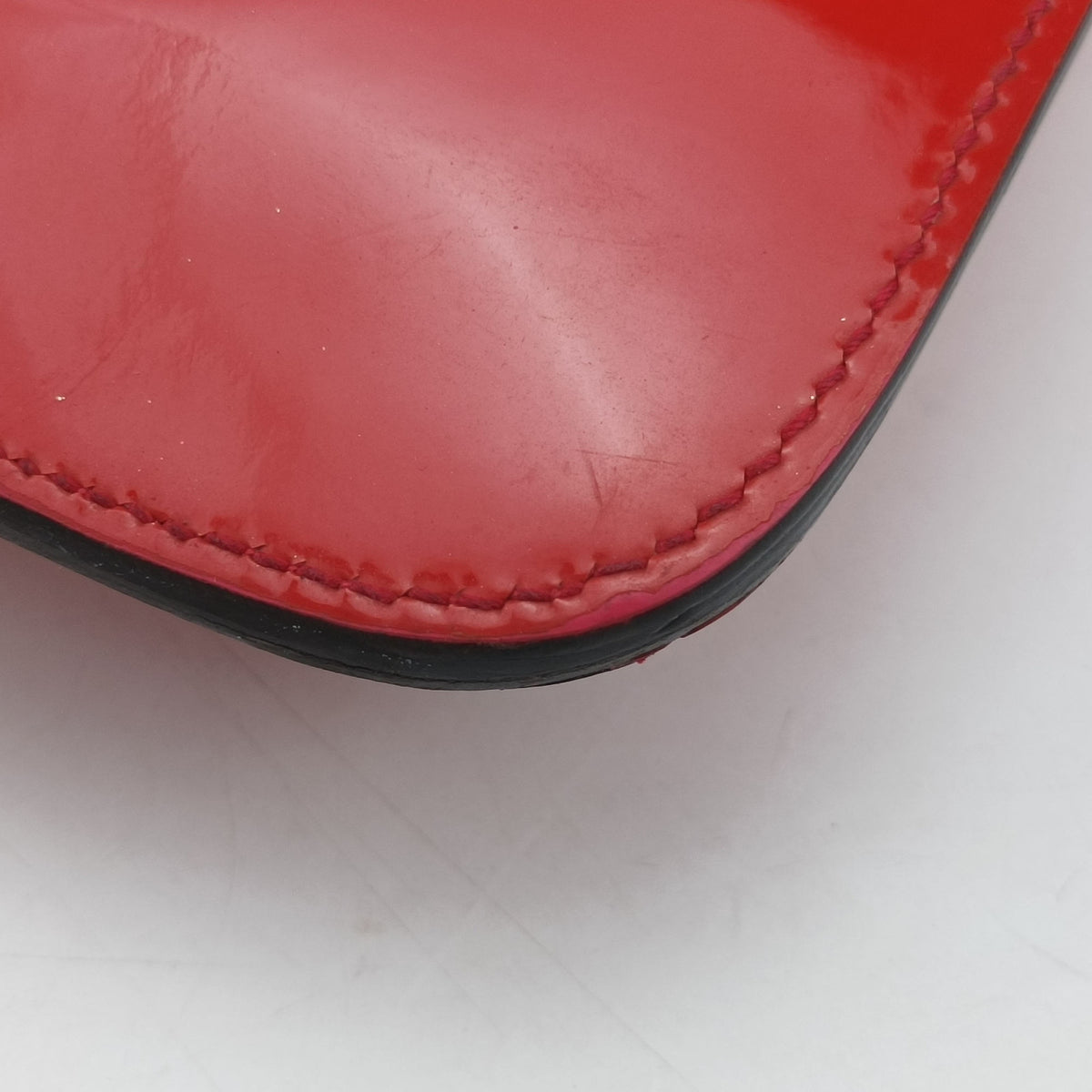 Pre-owned Gucci Bright Bit Red Patent Leather 317636 shoulderbag | stylenewstar