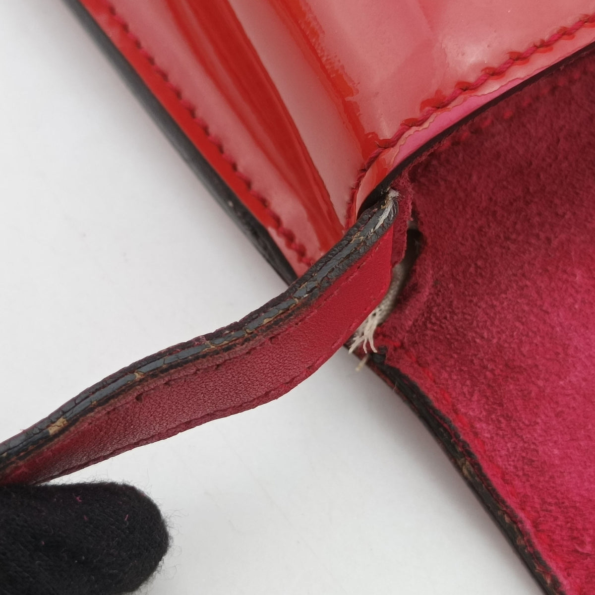 Pre-owned Gucci Bright Bit Red Patent Leather 317636 shoulderbag | stylenewstar