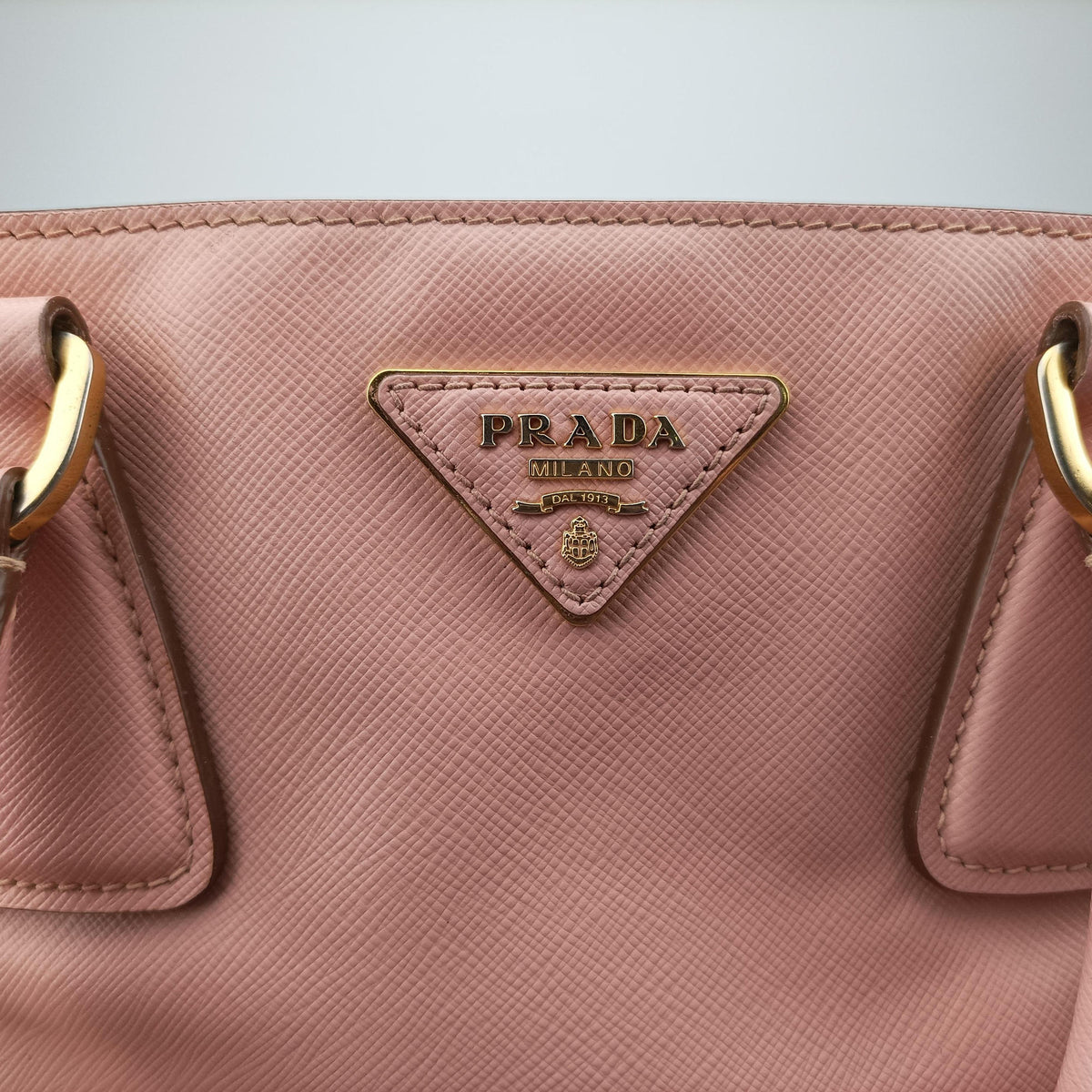 Pre-owned Prada Galleria Pink×White SAFFIANO Leather BN2438 shoulderbag | stylenewstar