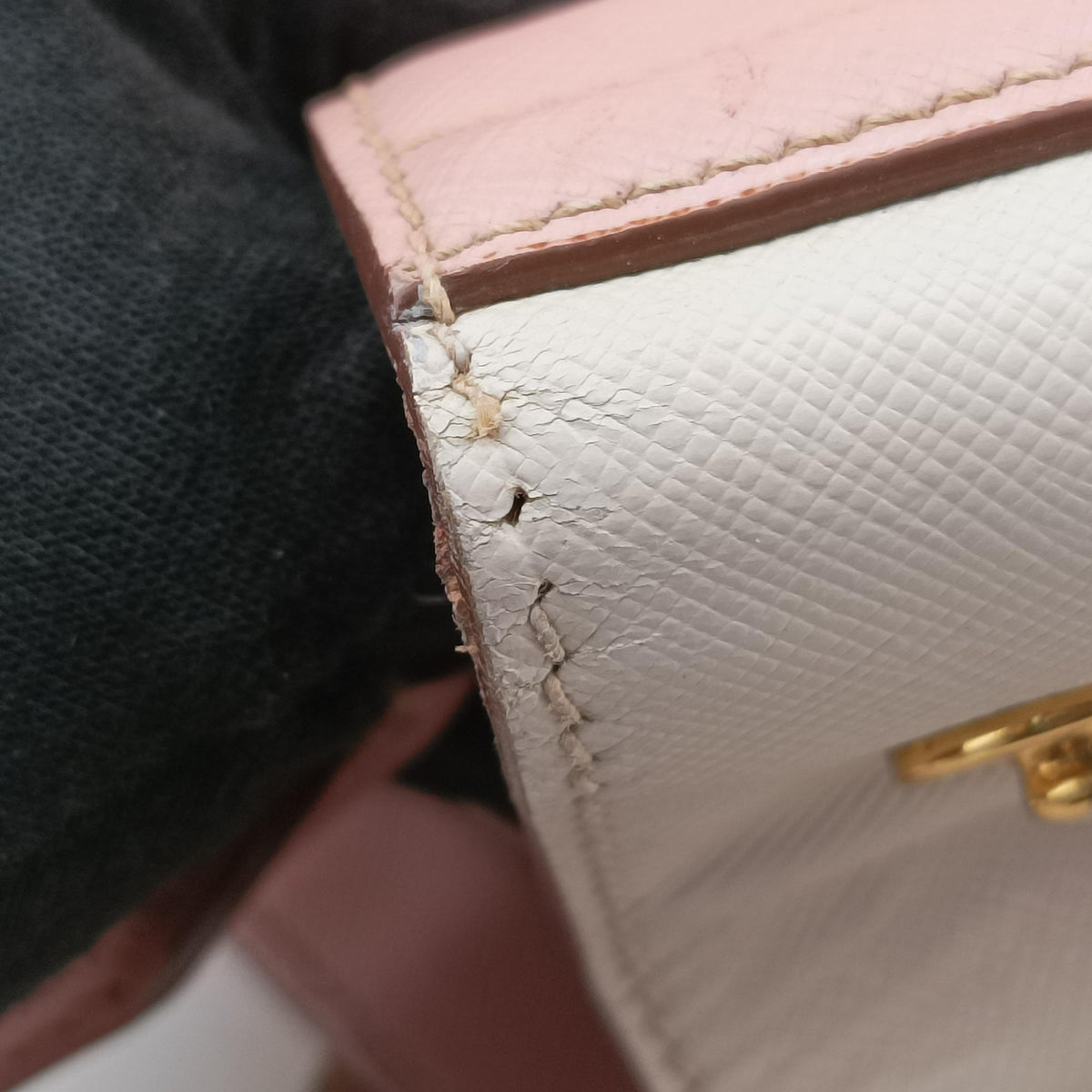 Pre-owned Prada Galleria Pink×White SAFFIANO Leather BN2438 shoulderbag | stylenewstar