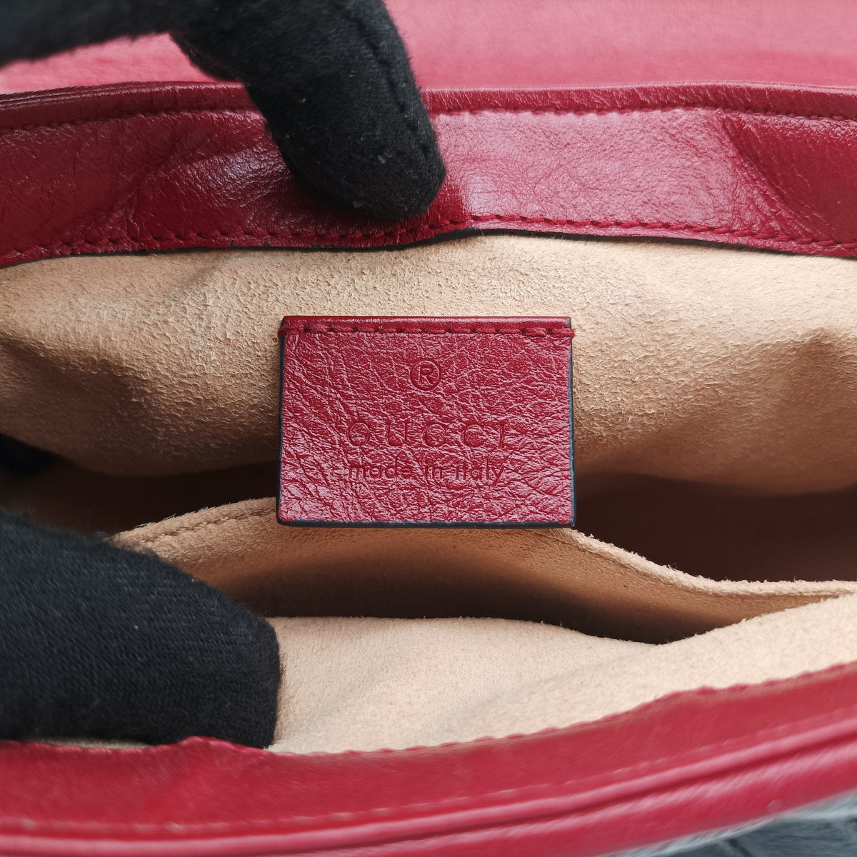 Pre-owned Gucci GG Marmont Black×Red Leather 583571 shoulderbag | stylenewstar