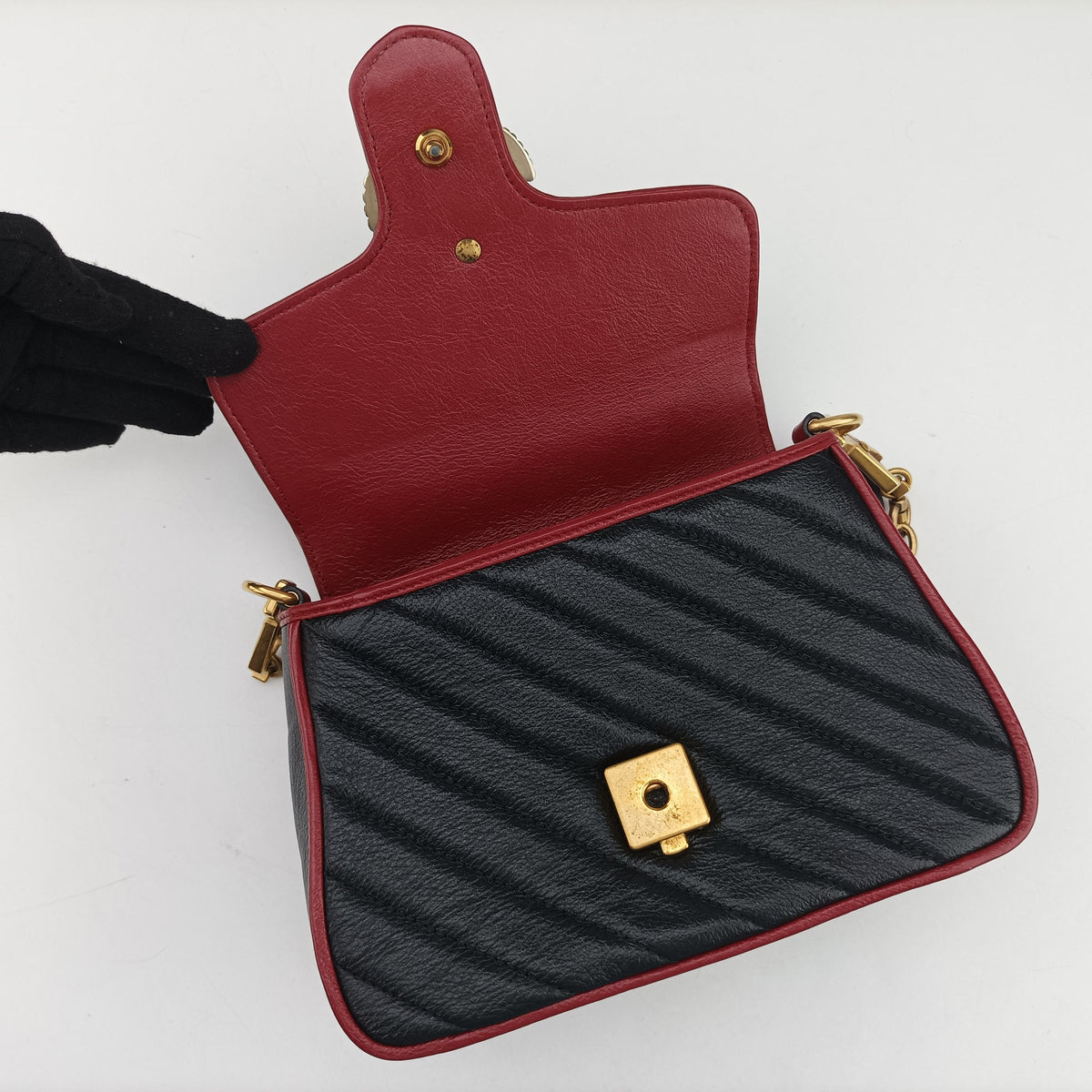 Pre-owned Gucci GG Marmont Black×Red Leather 583571 shoulderbag | stylenewstar