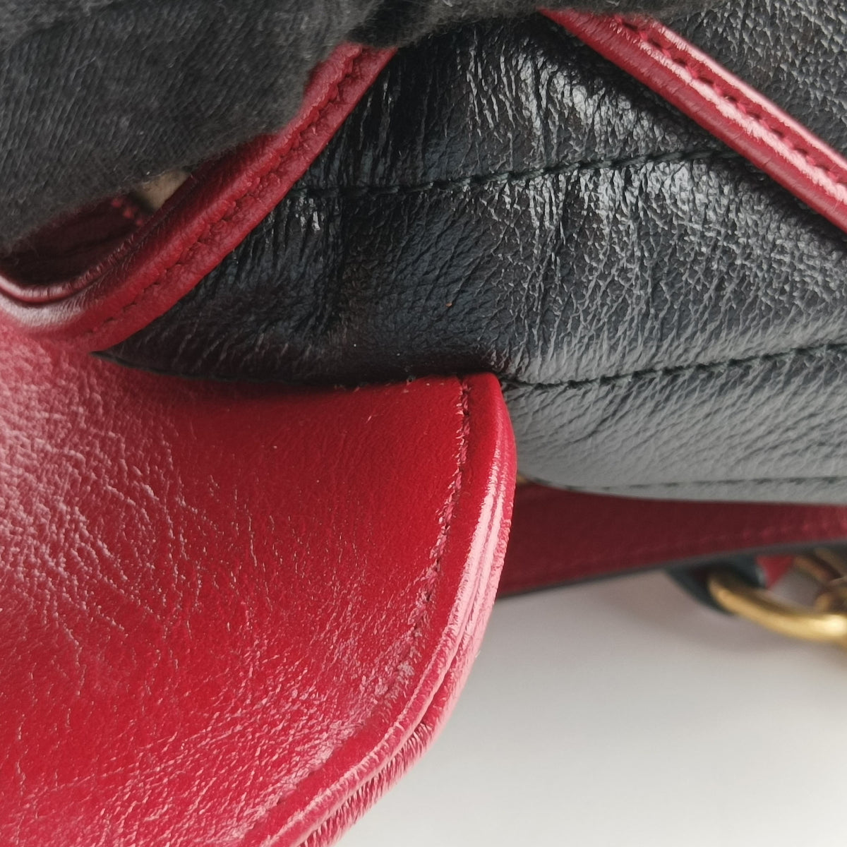 Pre-owned Gucci GG Marmont Black×Red Leather 583571 shoulderbag | stylenewstar