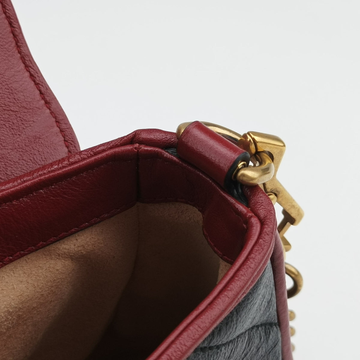 Pre-owned Gucci GG Marmont Black×Red Leather 583571 shoulderbag | stylenewstar