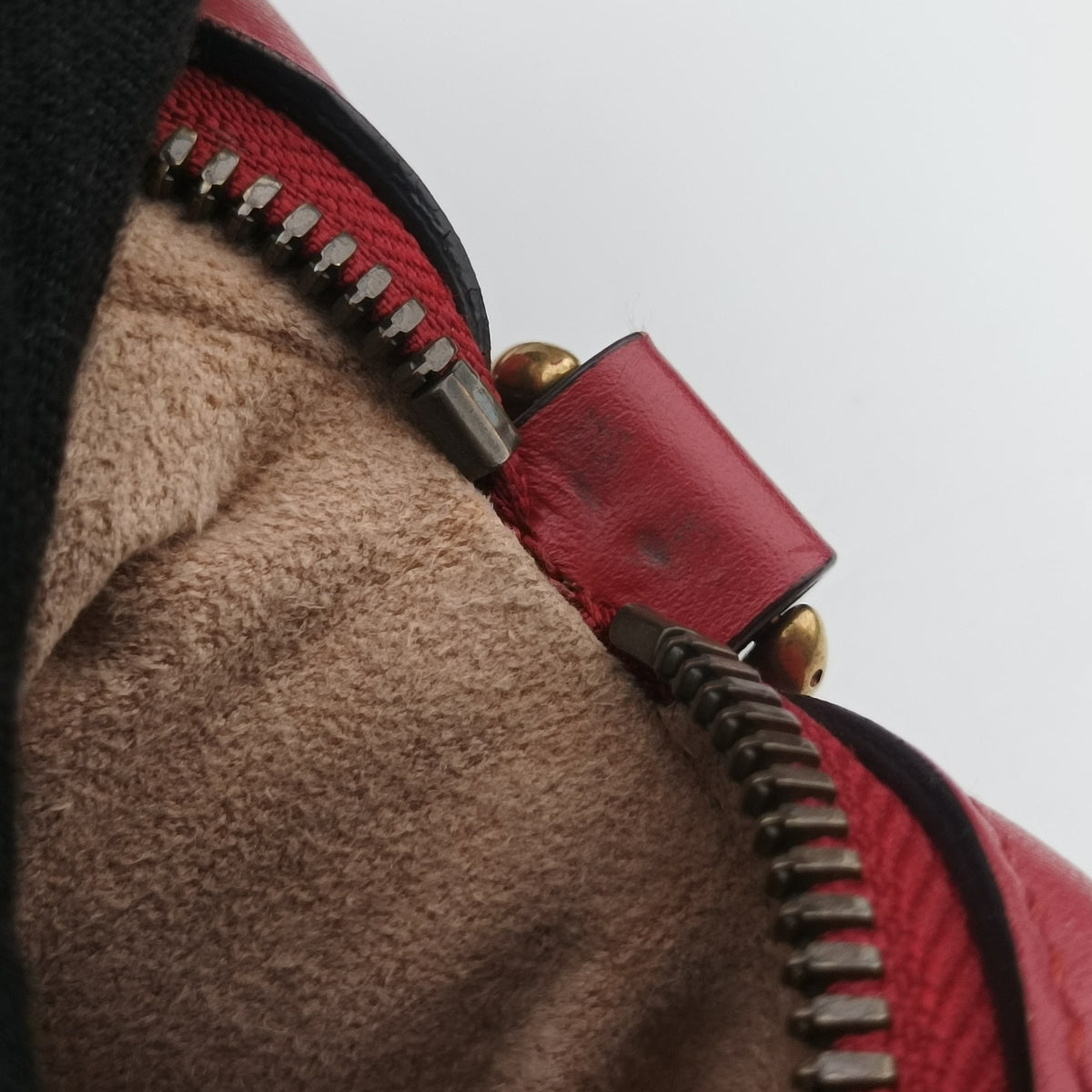 Pre-owned Gucci GG Marmont Red Leather 447632 shoulderbag | stylenewstar