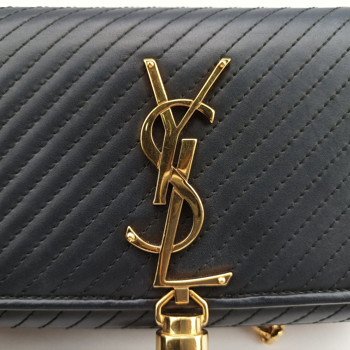 Secondhand Yves Saint Laurent Monogram Kate Black Leather 356096 shoulderbag | stylenewstar