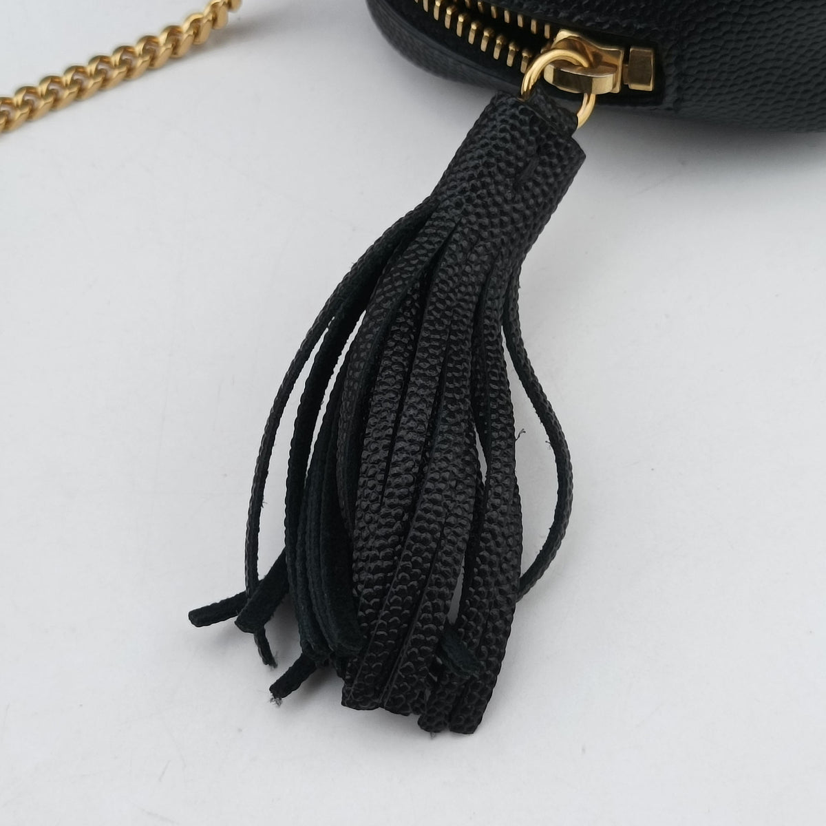Secondhand Yves Saint Laurent baby lou Black Leather 635088 shoulderbag | stylenewstar