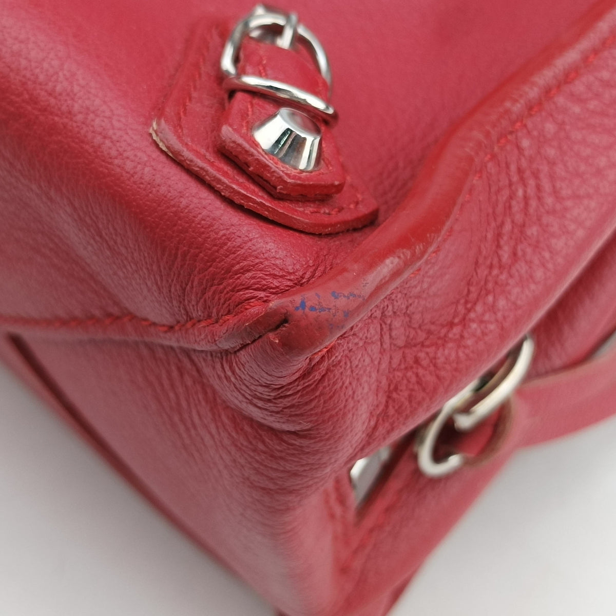 Pre-owned Balenciaga Papier A4 Red Leather 370926 handbag | stylenewstar
