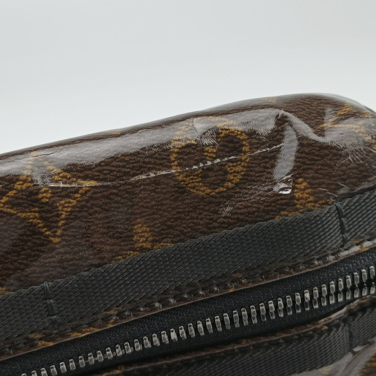 Pre-owned Louis Vuitton Messenger PM Brown Monogram Glaze M43895 bum bag/waist bag | stylenewstar