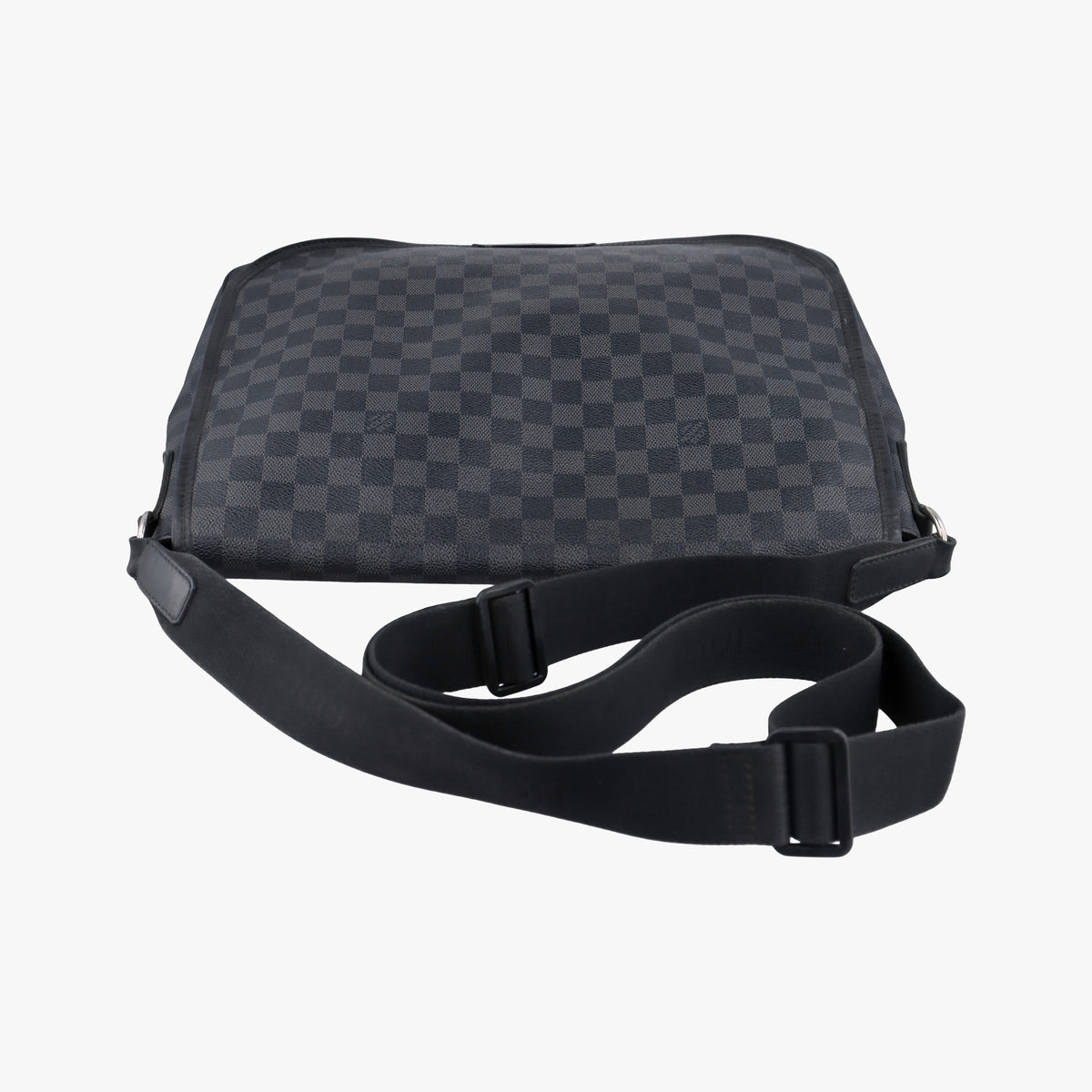 Secondhand Louis Vuitton DANIEL GM Noir Damier Graphite N58033 shoulderbag | stylenewstar