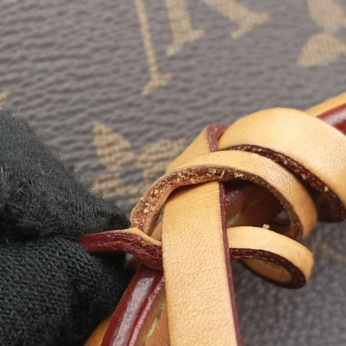 Secondhand Louis Vuitton MONTAIGNE GM Brown Monogram Canvas M41067 shoulderbag | stylenewstar