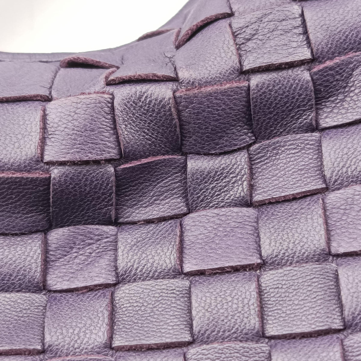 Pre-owned Bottega Veneta Intrecciato Purple lambskin  handbag | stylenewstar