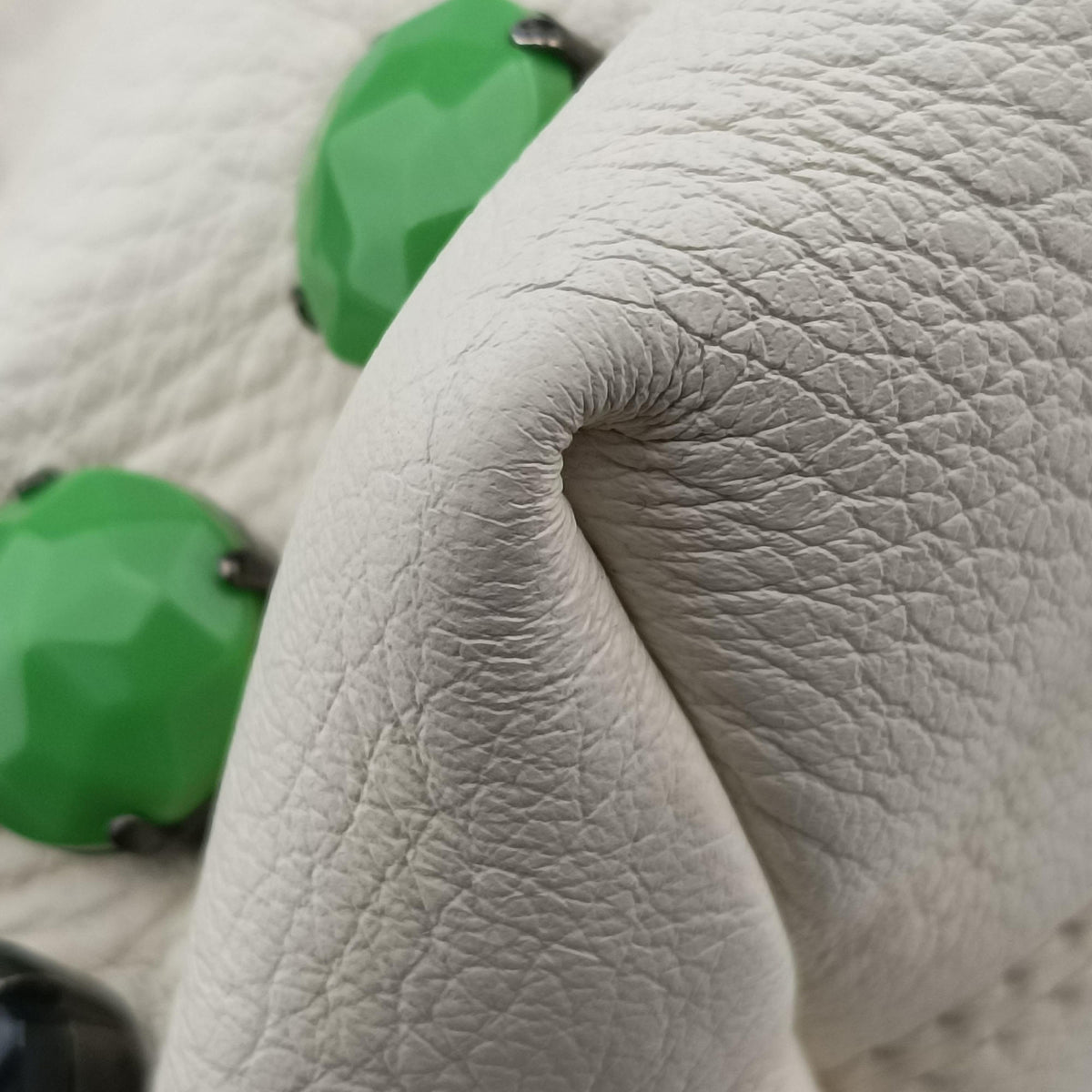 Pre-owned Prada Ring Bag White Leather  handbag | stylenewstar