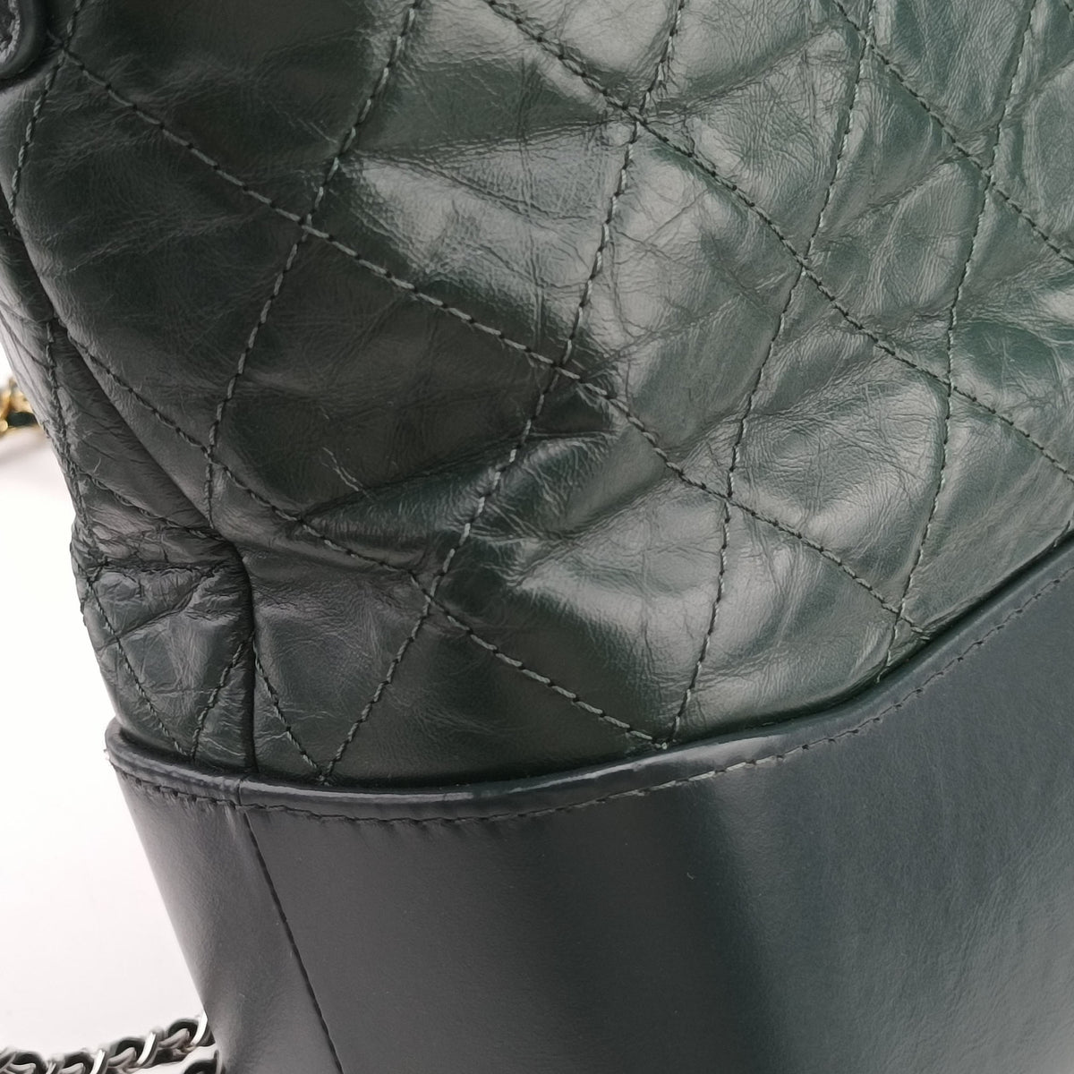 Pre-owned Chanel GABRIELLE Green Leather A93824 shoulderbag | stylenewstar
