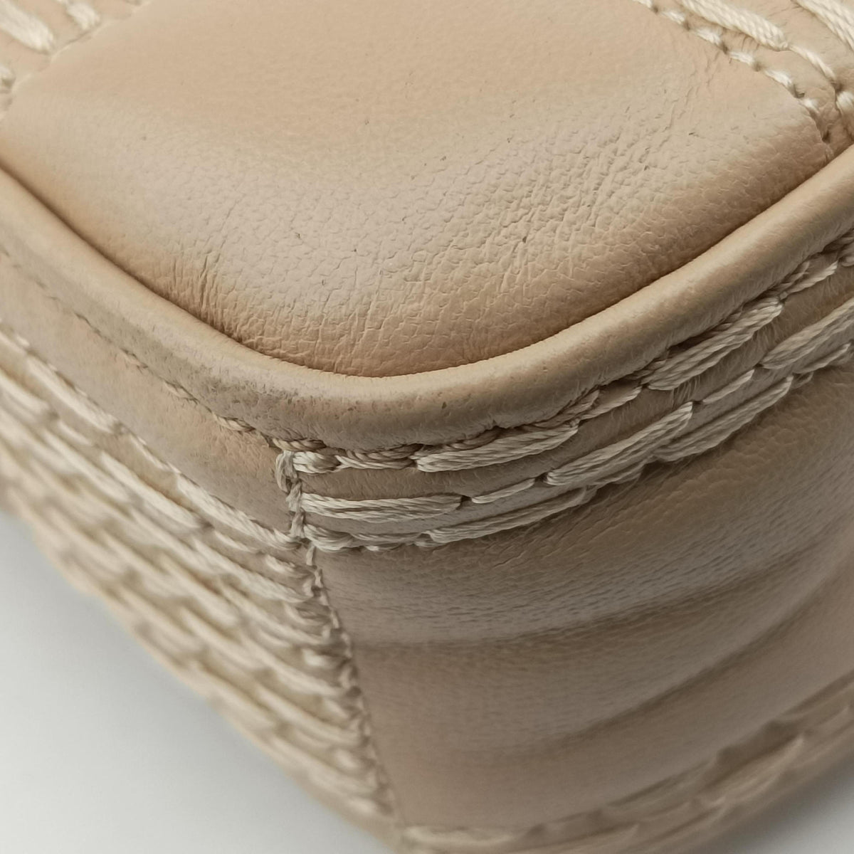 Pre-owned Louis Vuitton Pochette Troca Damier Giant Beige Lambskin M59048 shoulderbag | stylenewstar