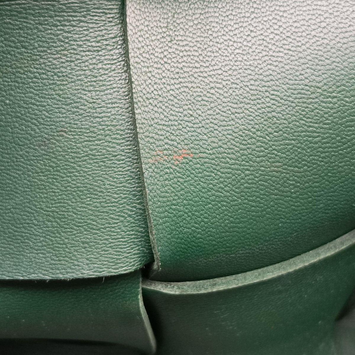 Pre-owned Bottega Veneta Cassette Green lambskin  shoulderbag | stylenewstar