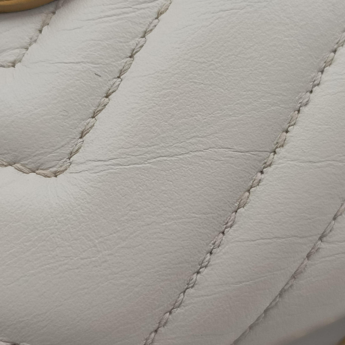 Vintage Gucci GG Marmont White Leather 476438 shoulderbag | stylenewstar