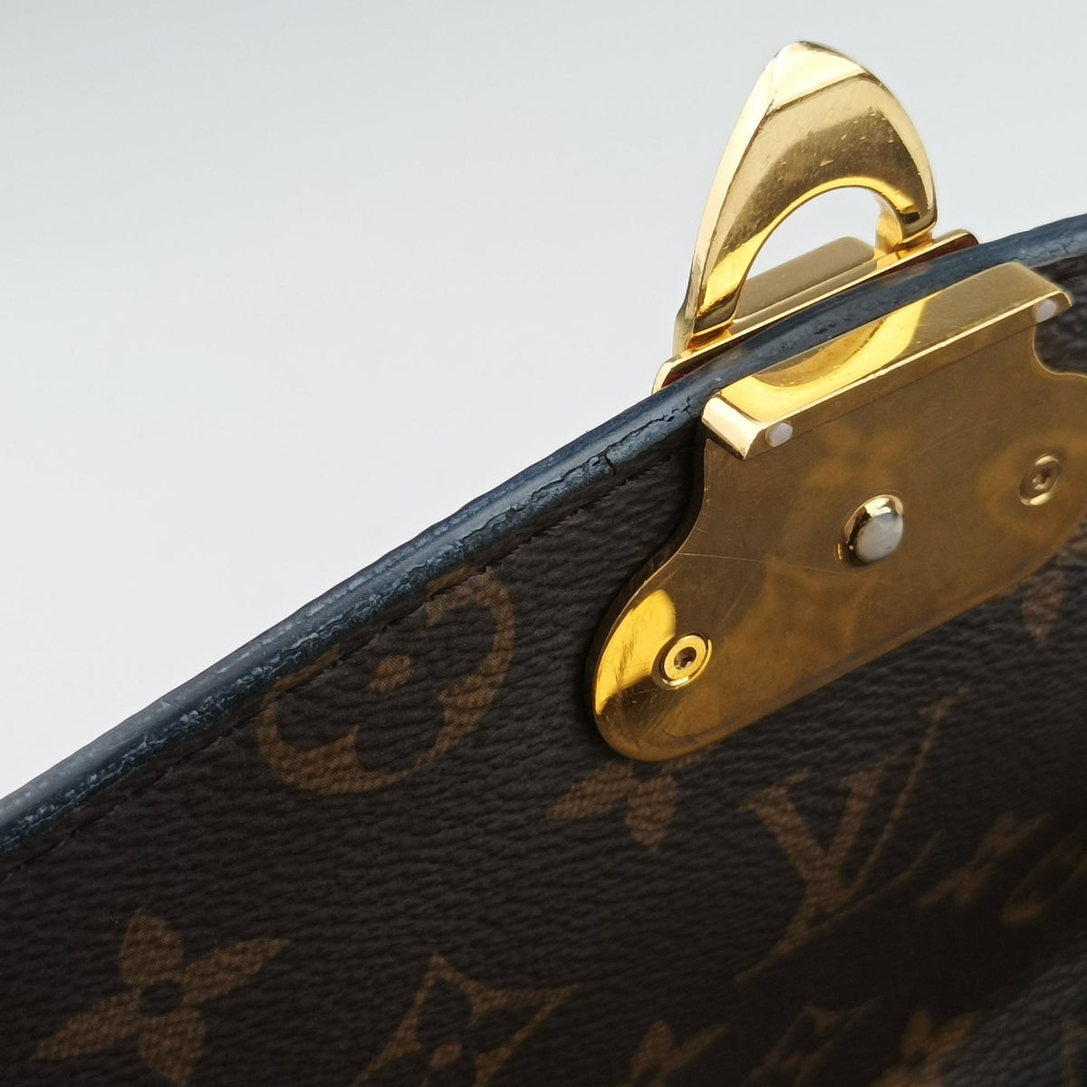 Pre-owned Louis Vuitton SAINT PLACIDE brown×CERISE Monogram Canvas×calf leather M43713 shoulderbag | stylenewstar