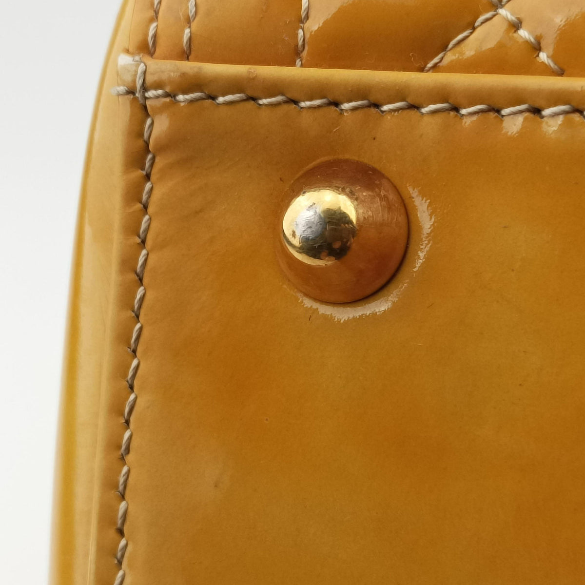 Pre-owned Christian Dior Lady Dior Beige Patent  handbag | stylenewstar