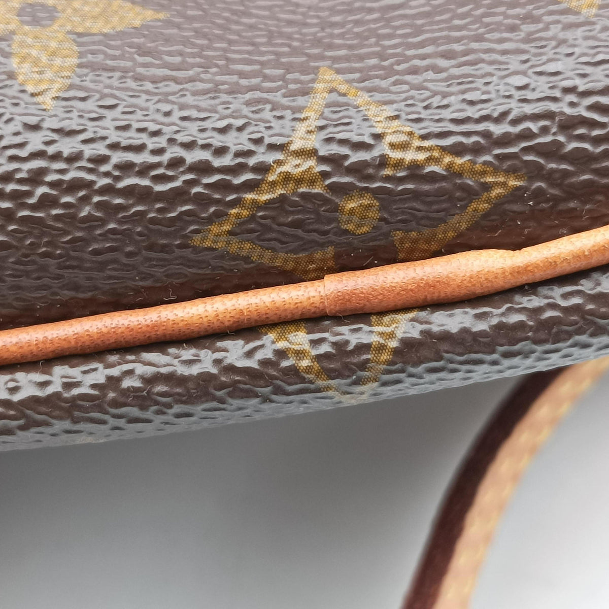 Secondhand Louis Vuitton Nano Noe Brown Monogram Canvas M41346 shoulderbag | stylenewstar