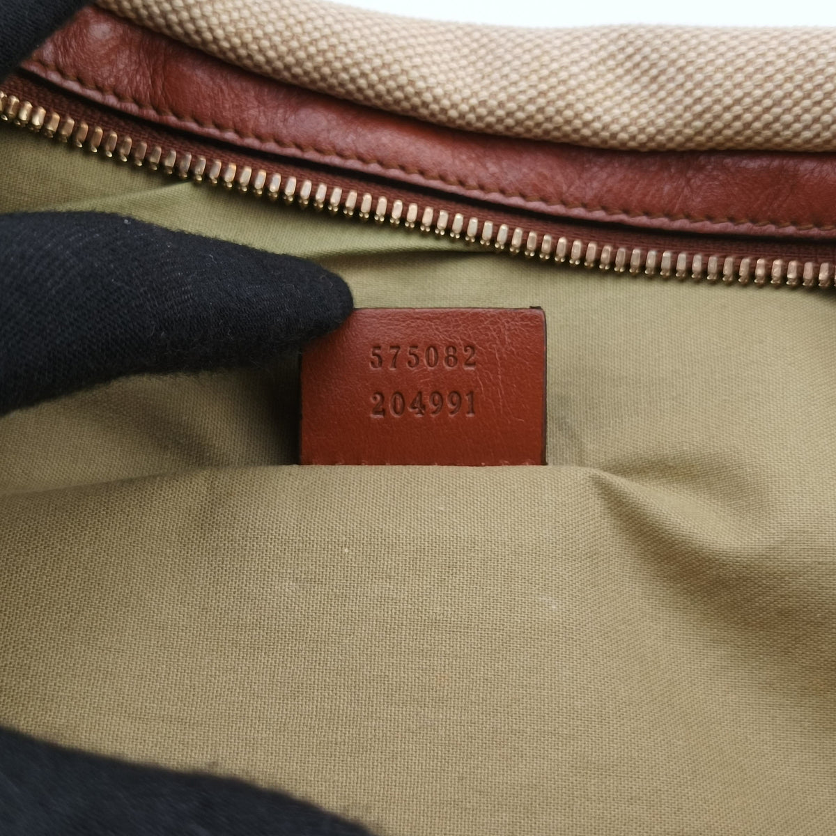Pre-owned Gucci Sherry Vintage Beige×Brown Canvas × Leather 575082 bum bag/waist bag | stylenewstar