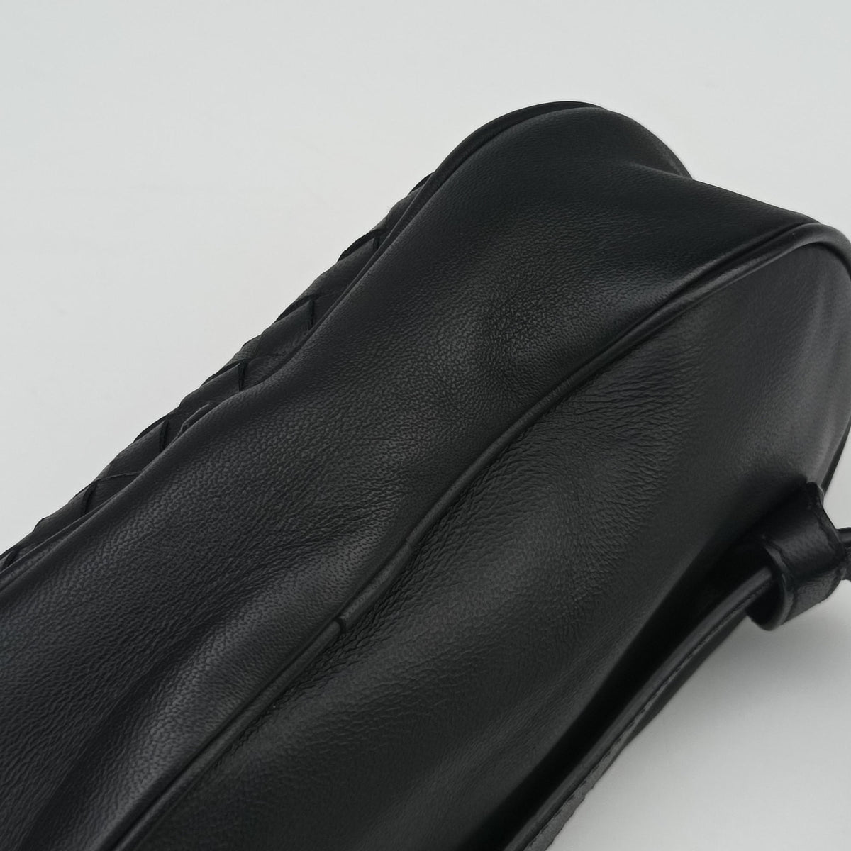 Pre-owned Bottega Veneta Intrecciato Black lambskin  bum bag/waist bag | stylenewstar