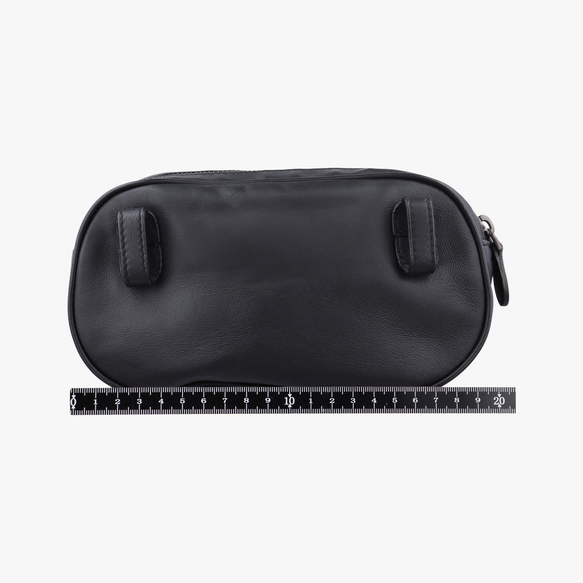 Pre-owned Bottega Veneta Intrecciato Black lambskin  bum bag/waist bag | stylenewstar