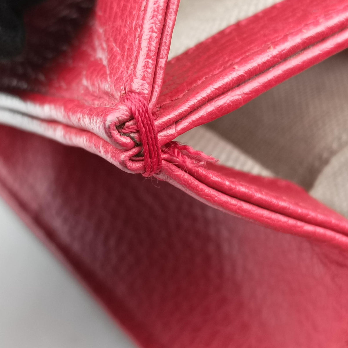 Pre-owned Gucci Interlocking G Red Leather 510304 shoulderbag | stylenewstar